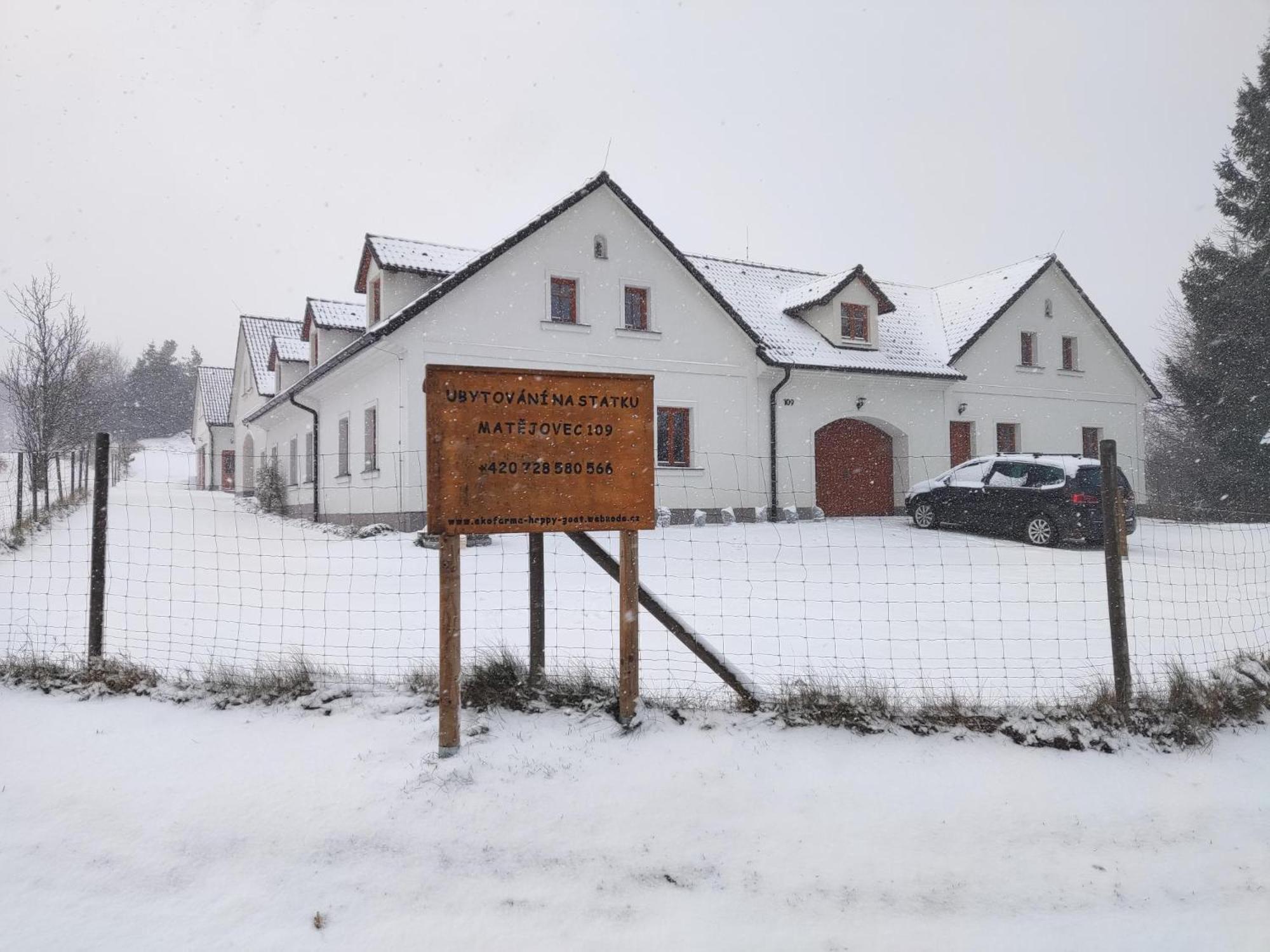 Matejovec 109 & Ubytovani Na Statku Český Rudolec Extérieur photo